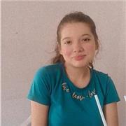 Profesor de informática imparte clases a niños de todas las edades